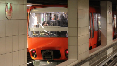 Métro A : un homme secouru à la Soie avant l'arrivée d'une rame | mLyon