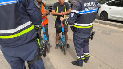 Trottinettes électriques : casque et gilet désormais obligatoires à Lyon | mLyon