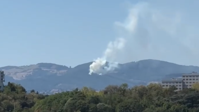 Vaugneray : l'incendie maîtrisé après 27 largages, les pompiers ont surveillé le massif toute la nuit | mLyon