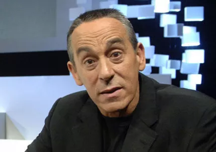 Thierry Ardisson est en discussions avec Canal + pour animer une émission en remplacement du Grand Journal