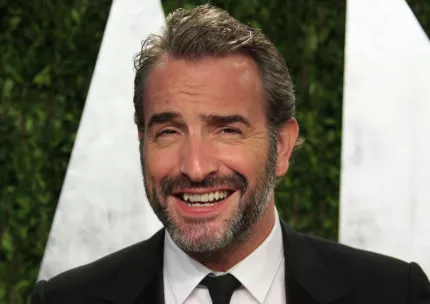 Noël : Jean Dujardin sera le parrain des illuminations sur les Champs-Élysées