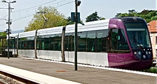 Le tram-train de l’Ouest lyonnais reprend (partiellement) du service ce lundi