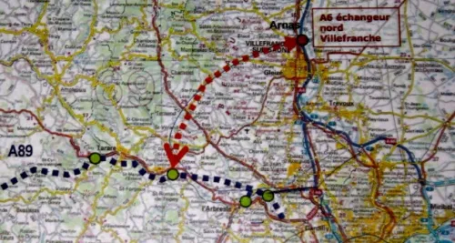 L’Etat et APRR-AREA signent le contrat de plan de la liaison A89-A6 au nord de Lyon