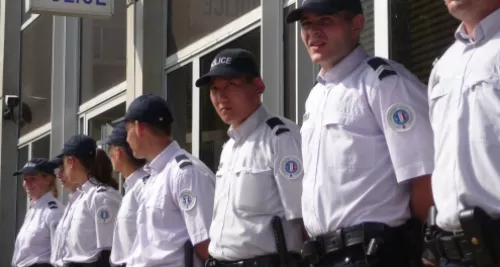 Corruption à Vénissieux : un policier laissé libre