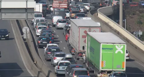 Chassés-croisés des vacances : un samedi rouge dans la région Rhône-Alpes